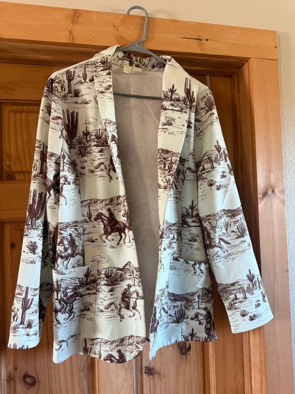 Brown and white western print blazer, size large